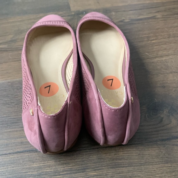 NWT Vince Camuto flats - Picture 4 of 7
